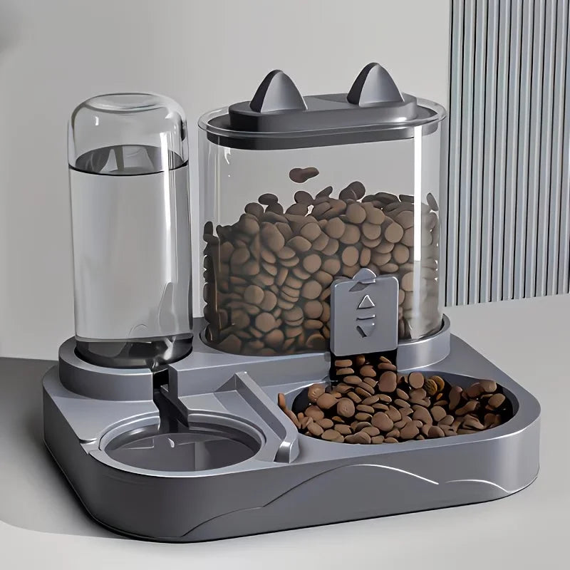 Distributeur d’eau et de croquettes pour chien et chat